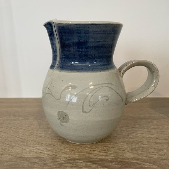 Vintage Handcrafted signed Pottery Set - Picture 2 of 10